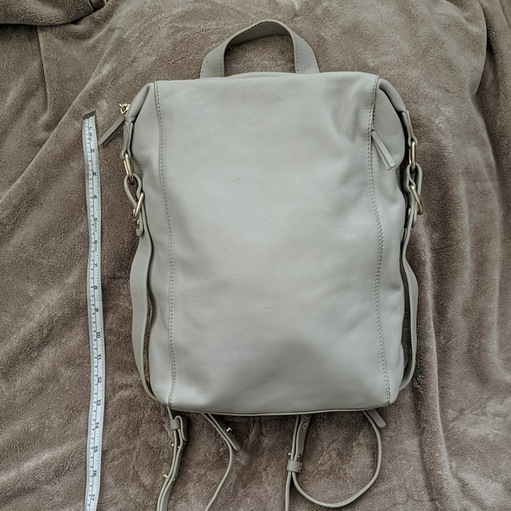 Skagen Nostrup Leather Backpack - Gray / Putty
